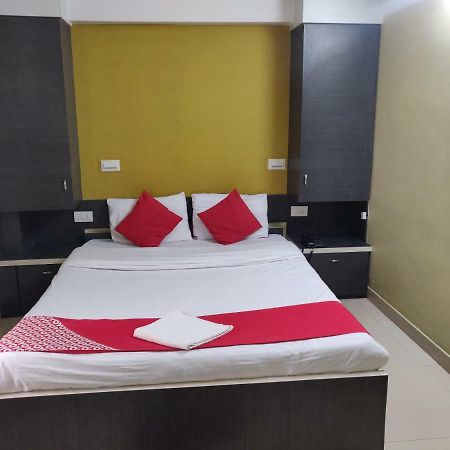 Hotel Jagat 西里古里 外观 照片