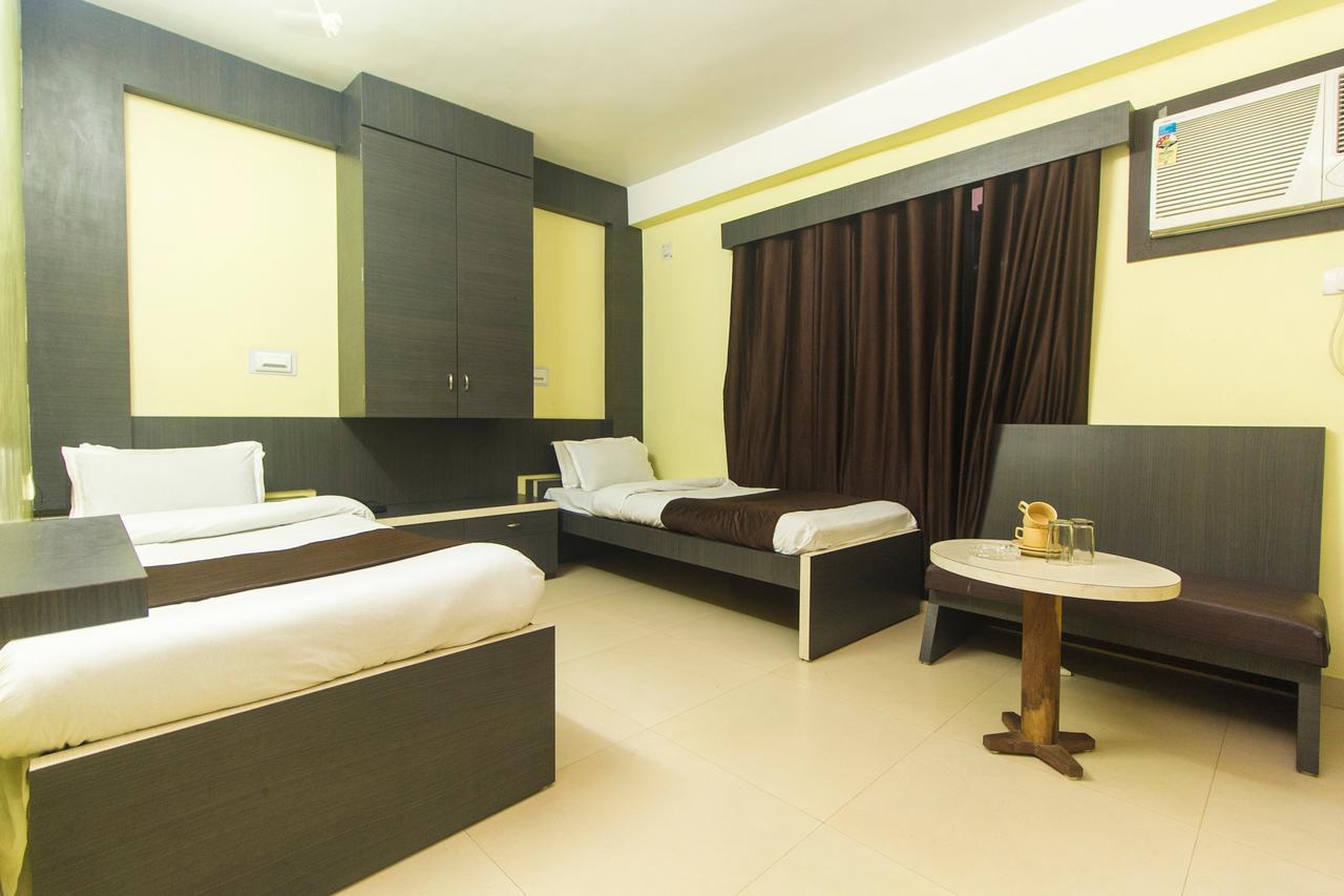 Hotel Jagat 西里古里 外观 照片