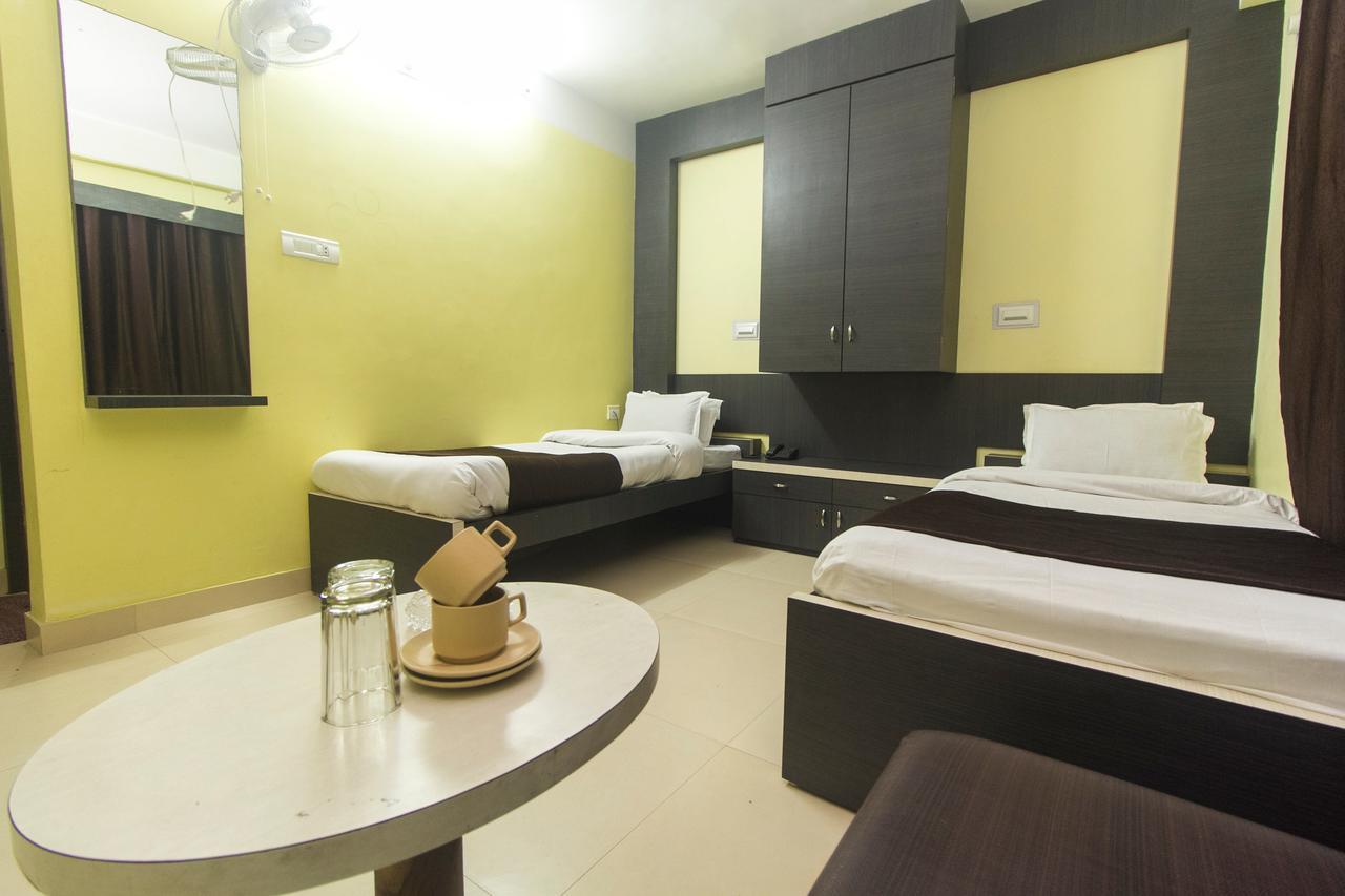 Hotel Jagat 西里古里 外观 照片